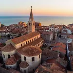 Relaxing Vacation With Lagoon View In Apartment Grado